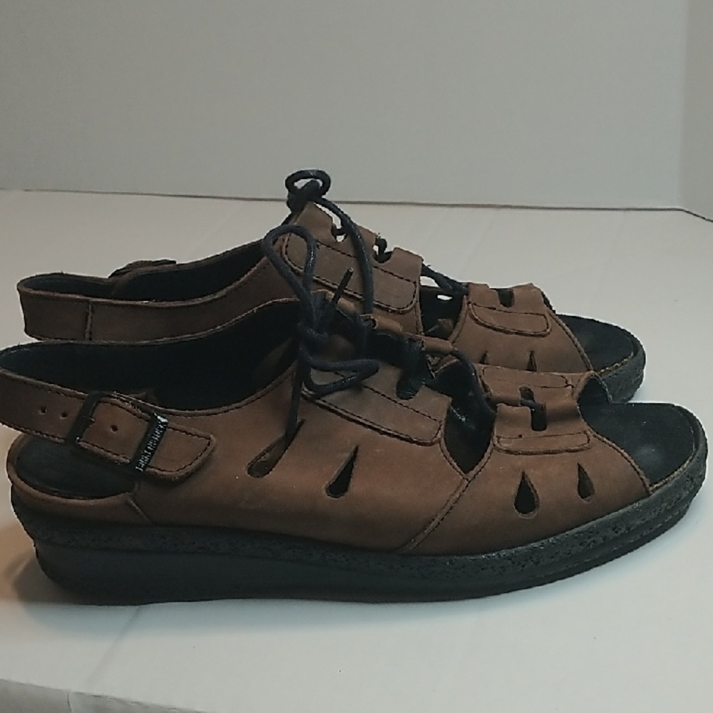 Brown Leather Women's Sandals Tatami Birkenstock Size 39 ( 8-9 )